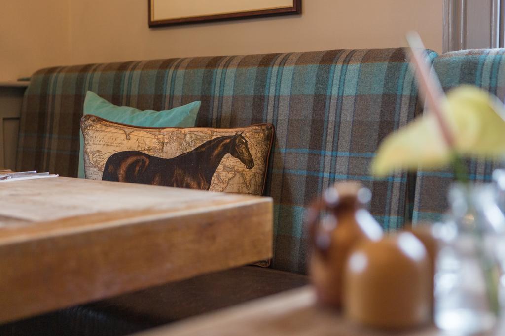 The King'S Head Hotel Winchester Kültér fotó